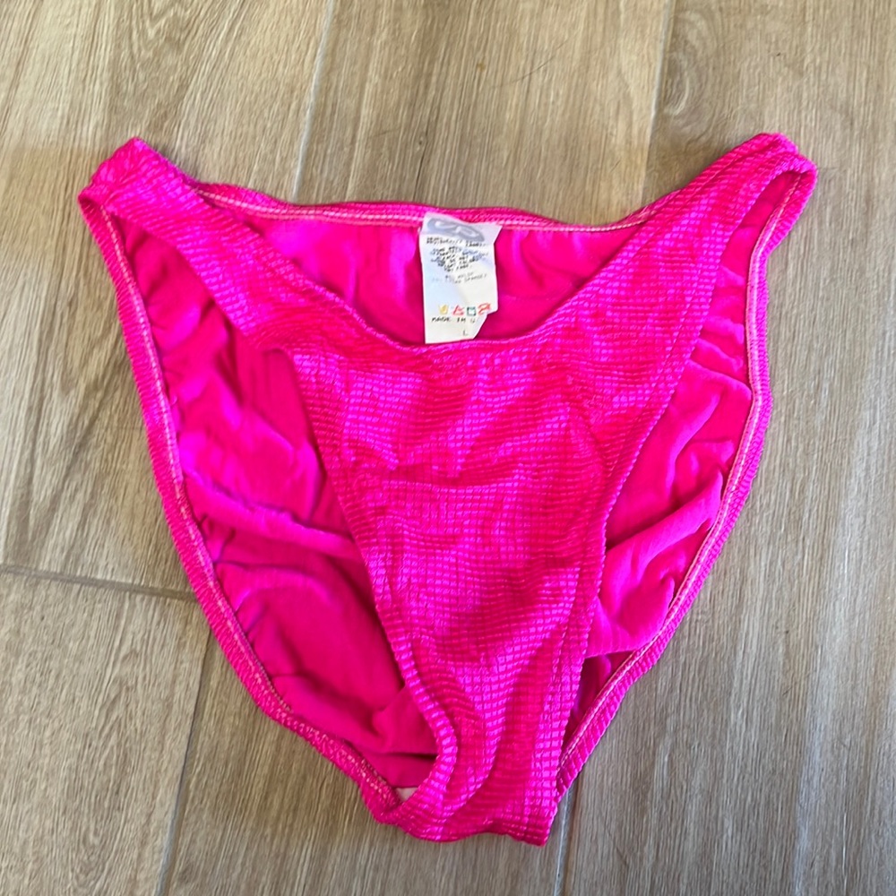 Vintage electric beach hot pink 90s high cut bikini bottoms jantzen